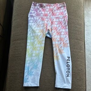 Peloton With Cropped Leggings size small rainbow lead with love